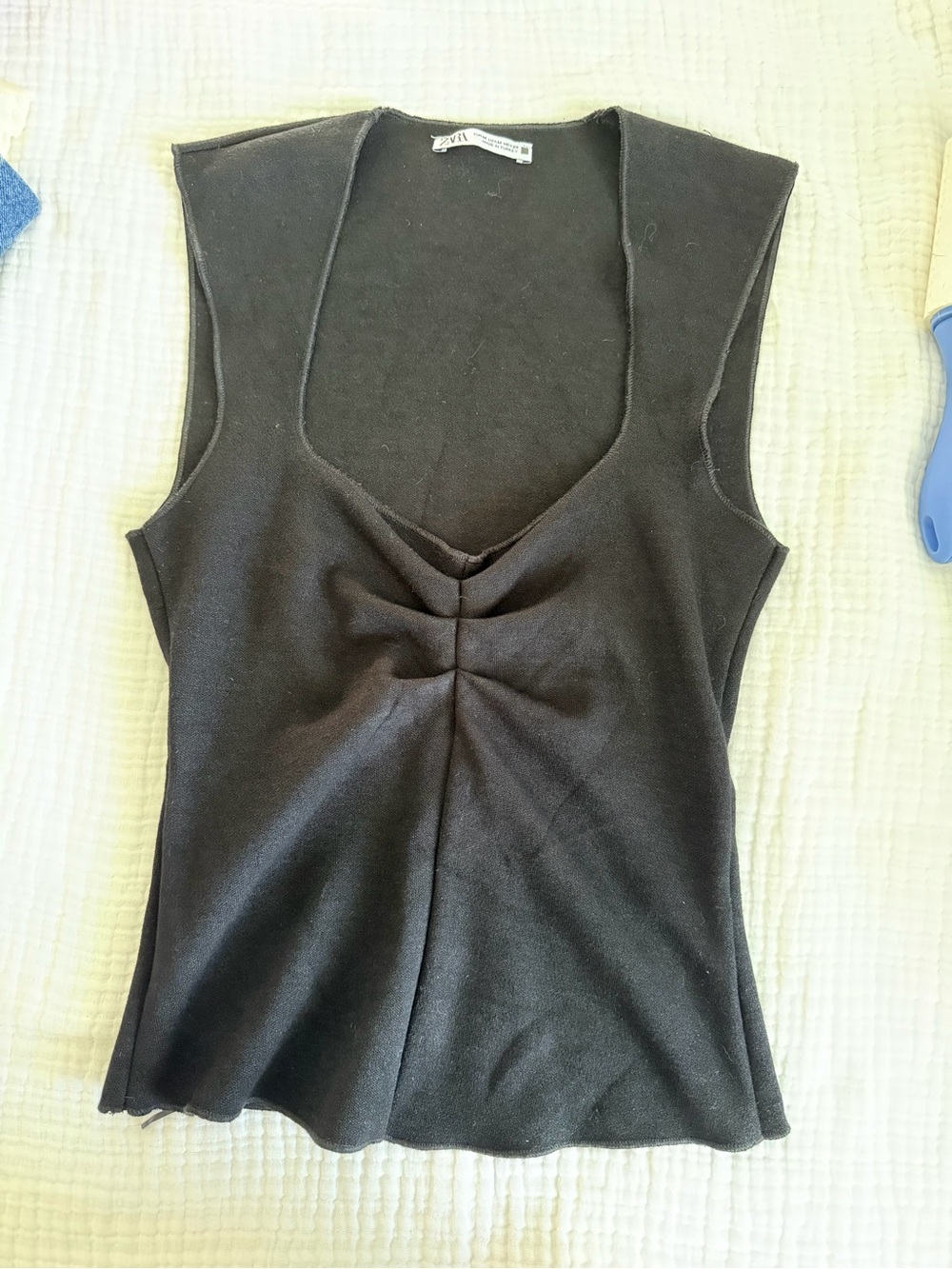 Zara Black Sleeveless V-Neck Gathered Front Tank